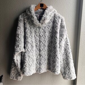 Joyspun Large 12-14 Girls Sweater Gray Hooded Fuzzy Fleece